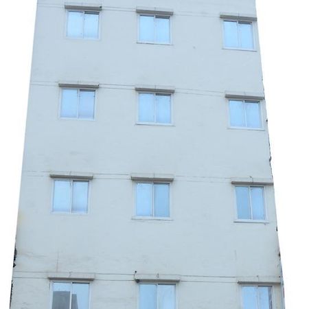 جايبور Oyo 15242 Hotel Rathi Palace المظهر الخارجي الصورة
