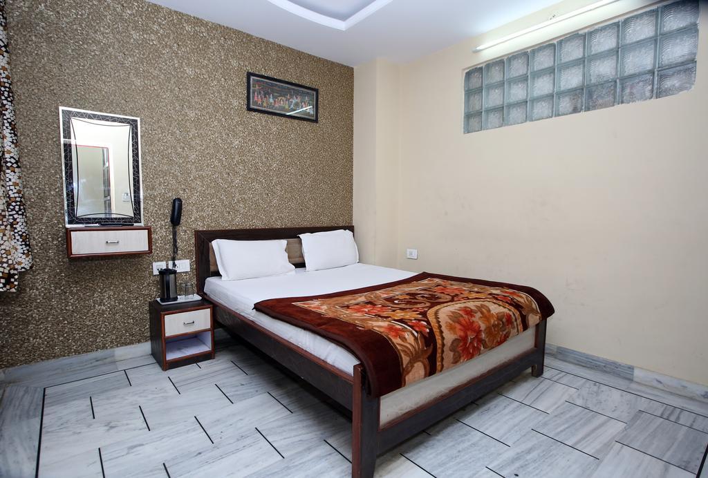 جايبور Oyo 15242 Hotel Rathi Palace المظهر الخارجي الصورة