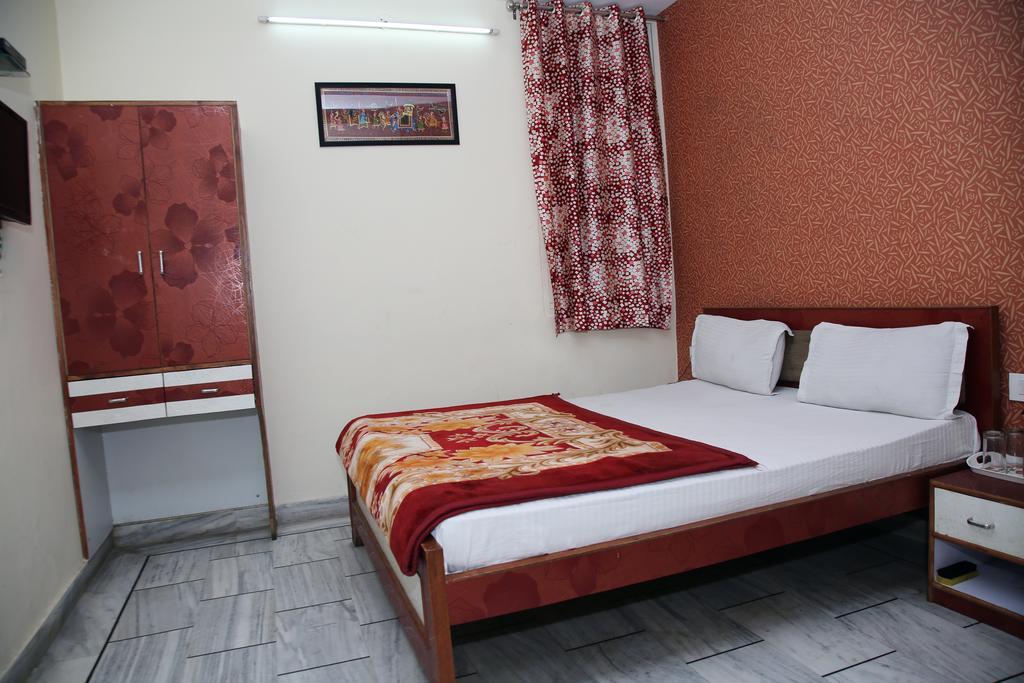 جايبور Oyo 15242 Hotel Rathi Palace المظهر الخارجي الصورة