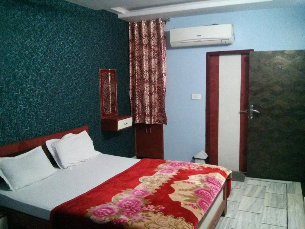 جايبور Oyo 15242 Hotel Rathi Palace المظهر الخارجي الصورة